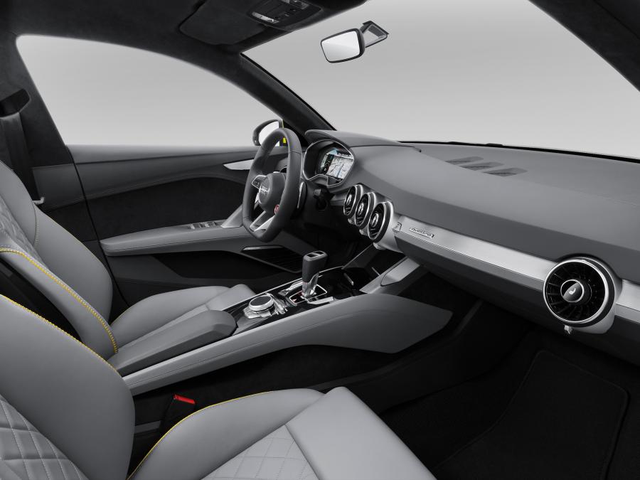 Интерьер Audi TT Offroad Concept 2014 года  (фото 11 из 34)